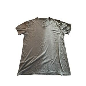 Avalanche T-Shirt Men's Large Gray Performance Tee V-Neck Short Sleeve‎ EUC